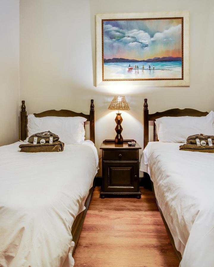 The Nightingale Guesthouse Bloemfontein Exteriör bild