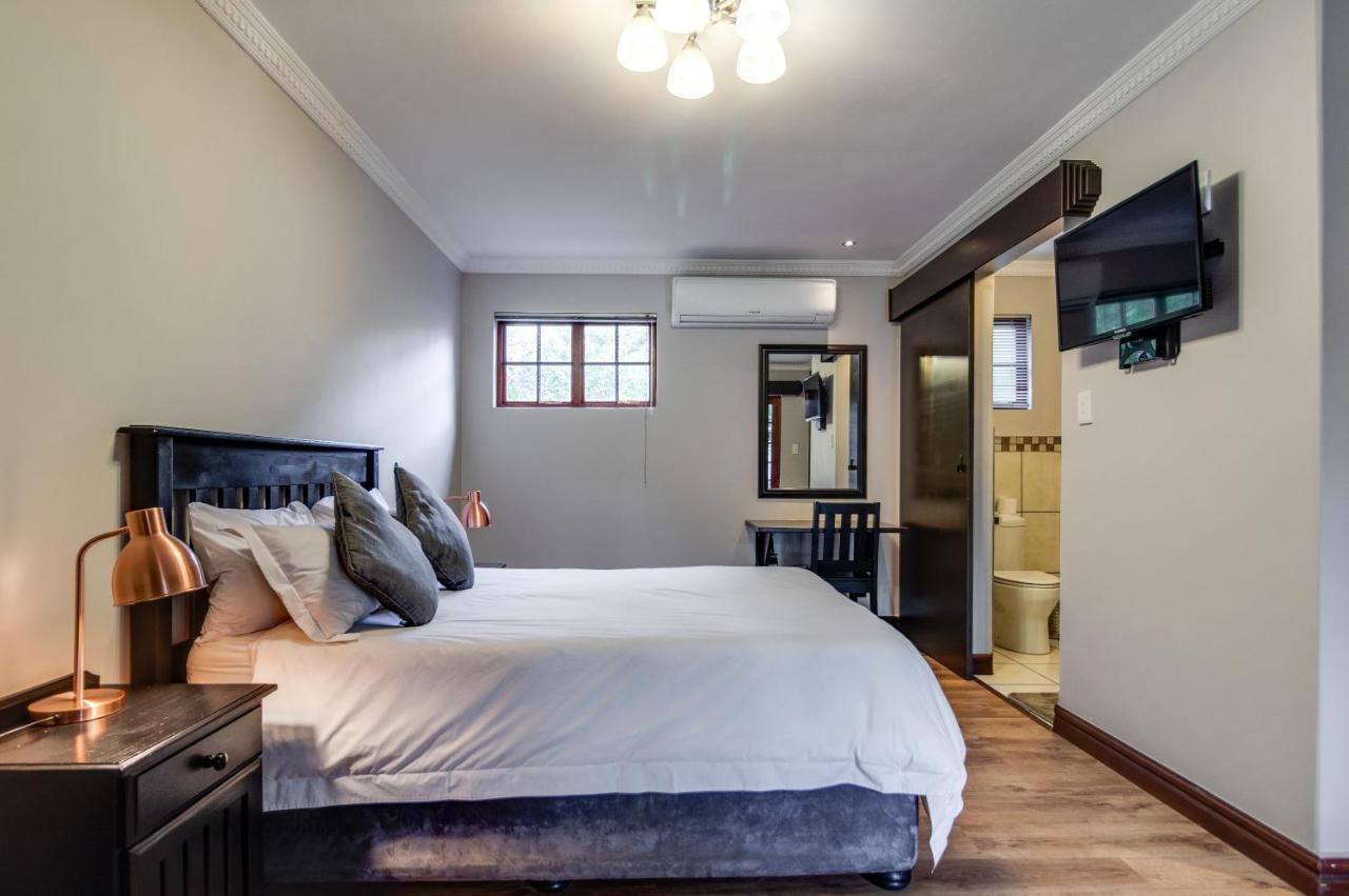 The Nightingale Guesthouse Bloemfontein Exteriör bild
