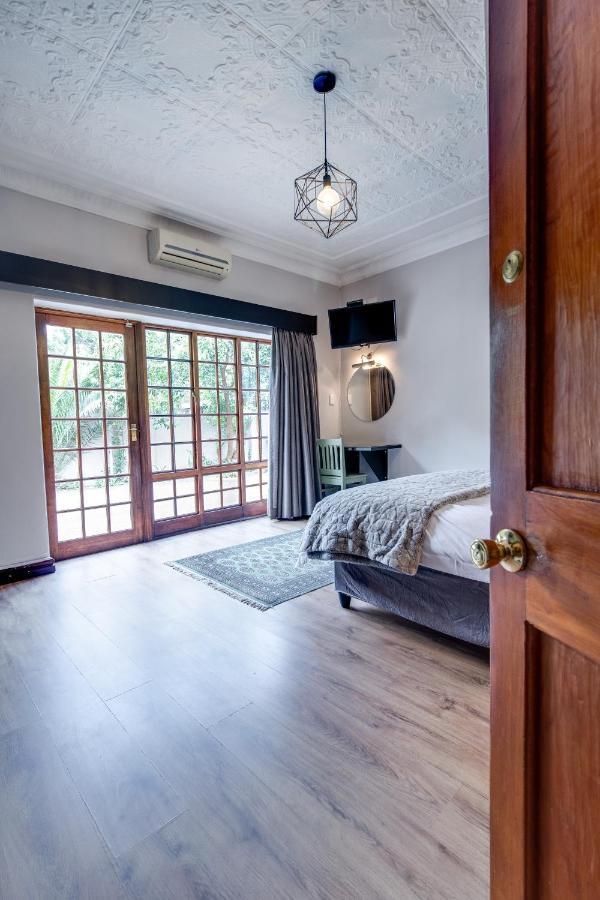 The Nightingale Guesthouse Bloemfontein Exteriör bild